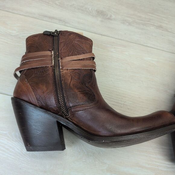 Sundance Dan Post Brown Tooled Leather “Hildegard Boots” Women's Size 8 M New - Picture 10 of 12
